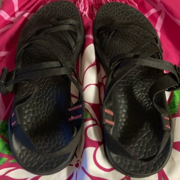 CHACO SLIP IN SANDALS BLACK STRAPPY EXCELLENT CONDITION HAPPY FEET GOOD ALOHA 6M - Picture 14 of 14